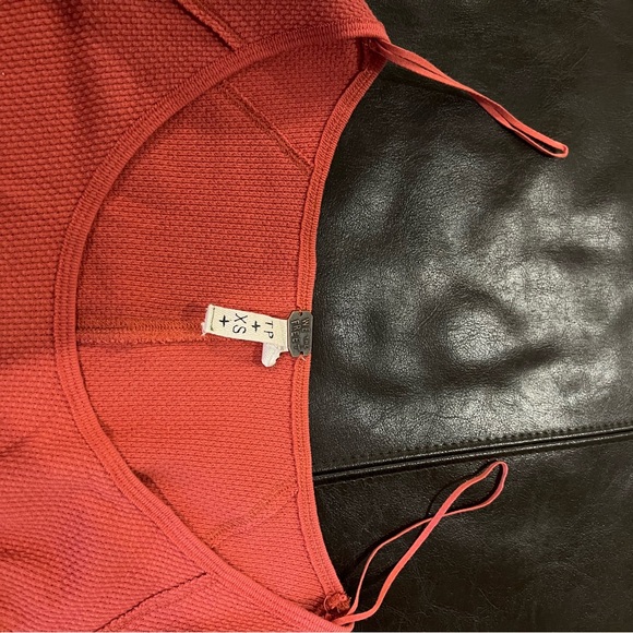 NWOT Free People Bandana Cuff Thermal Top Size XS - Picture 10 of 11